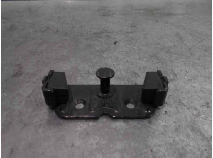 Recambio de bisagra porton para bmw serie 3 berlina (e46) 2.0 16v diesel cat referencia OEM IAM 8203771 4 PUERTAS