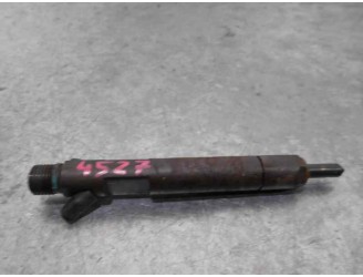 Replacement injector for Ford Fiesta Courier (DX) 1.8 TDDI turbodiesel CAT OEM IAM reference XS4QTE TJBB01702D LUCAS