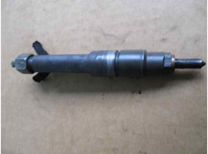 Replacement injector for Seat Ibiza (6L1) 1.9 SDI OEM IAM reference 028130203F 0432193600 BOSCH