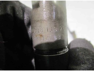 Recambio de inyector para seat ibiza (6k1) 1.9 tdi referencia OEM IAM 038130201G 0432193733 BOSCH