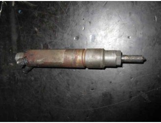 Replacement injector for Seat Cordoba Berlina (6K2) 1.9 TDI OEM IAM reference 028130201G KBEL58P87 BOSCH