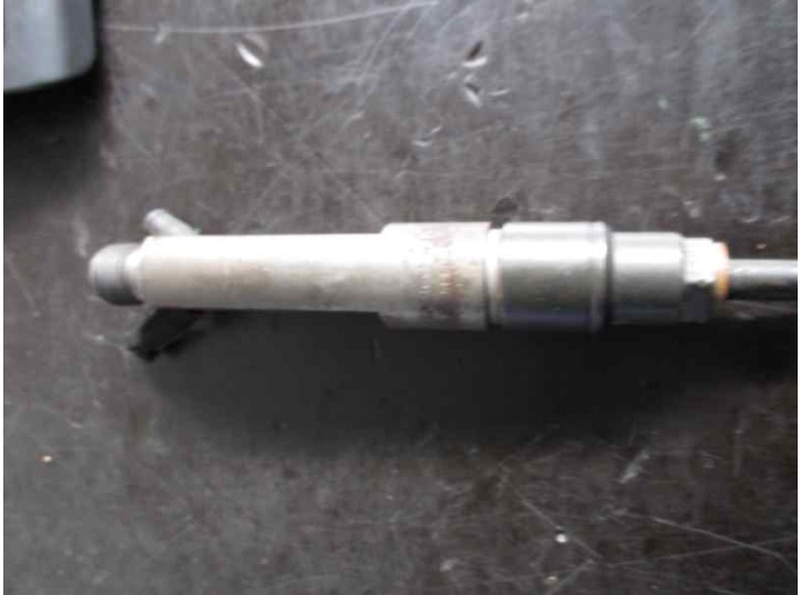 Recambio de inyector para seat ibiza (6k1) 1.9 sdi referencia OEM IAM 028130203F 0432193600 