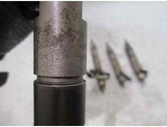 Recambio de inyector para seat ibiza (6k) 1.9 tdi referencia OEM IAM 038130201G 0432193733 BOSCH