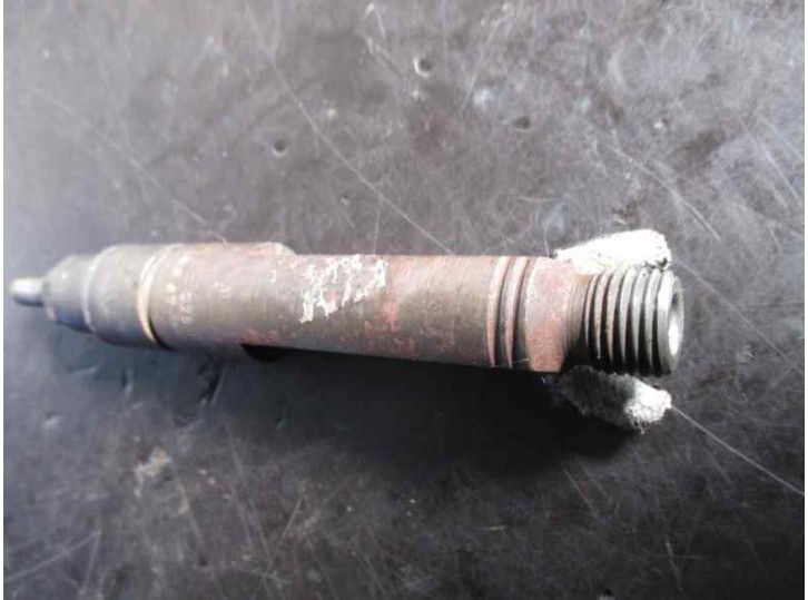 Recambio de inyector para seat ibiza (6k) 1.9 tdi referencia OEM IAM 028130201G KBEL58P87 BOSCH