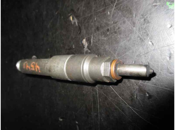 Recambio de inyector para seat toledo (1m2) 1.9 tdi referencia OEM IAM 028130201T KBEL58P144 BOSCH