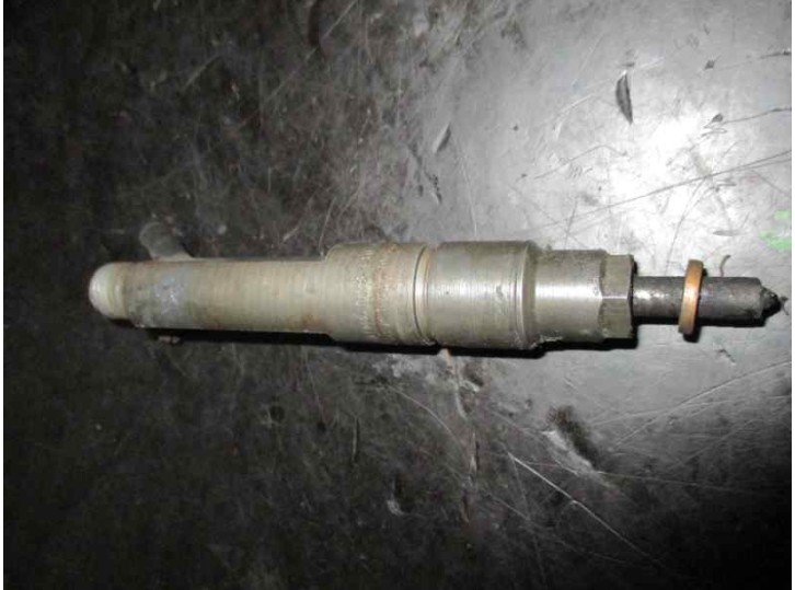 Recambio de inyector para volkswagen golf iv berlina (1j1) 1.9 tdi referencia OEM IAM 028130201T KBEL58P142 