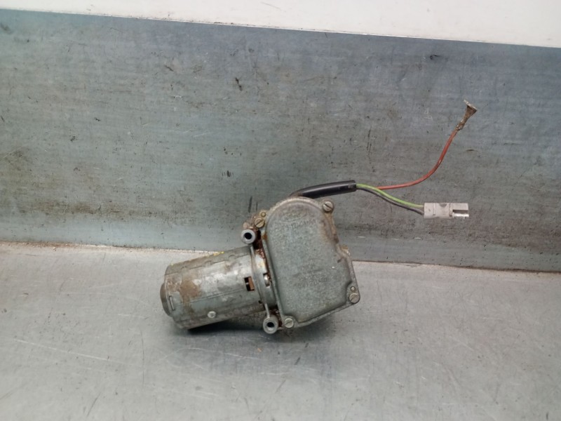 Recambio de motor limpia trasero para ford fiesta berl./express referencia OEM IAM 77FB17404AA  