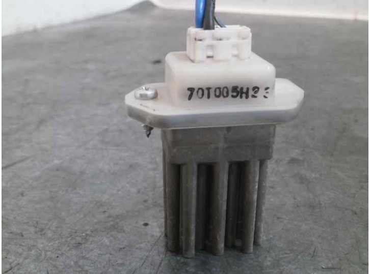 Recambio de resistencia calefaccion para nissan maxima qx (a32) 3.0 v6 24v cat referencia OEM IAM 70T005H23 