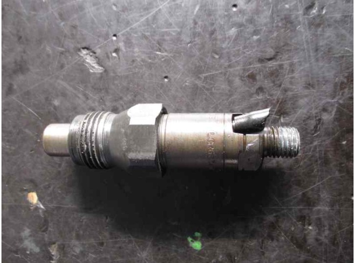 Recambio de inyector para peugeot 306 berlina 3/5 puertas (s1) 1.9 turbodiesel referencia OEM IAM LCR6734303G LUCAS