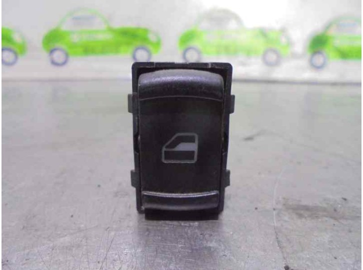 Recambio de mando elevalunas trasero derecho para skoda octavia berlina (1u2) 1.9 tdi referencia OEM IAM 3B0959855 