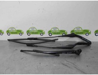 Recambio de brazo limpia delantero derecho para bmw serie 1 berlina (e81/e87) 120d referencia OEM IAM 61617169972 