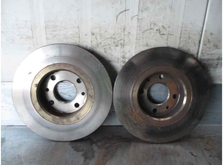 Recambio de disco freno trasero para fiat punto berlina (188) 1.2 16v cat referencia OEM IAM 