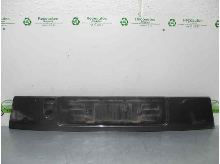 Recambio de embellecedor para opel astra f berlina referencia OEM IAM 90518265 90518265 