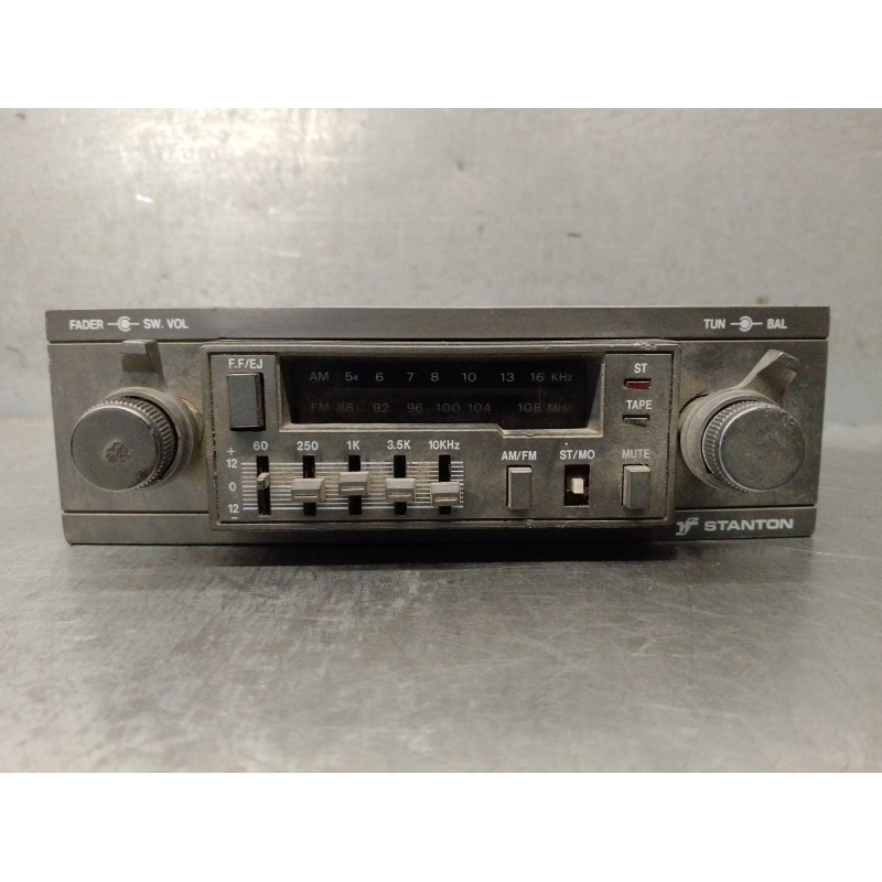 Recambio de sistema audio / radio cd para renault 12 familiar gtl 847-98 referencia OEM IAM 847-98  