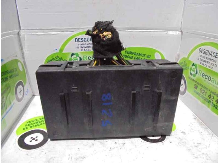 Recambio de caja reles / fusibles para citroën c4 berlina 1.6 16v hdi referencia OEM IAM 9632229480 