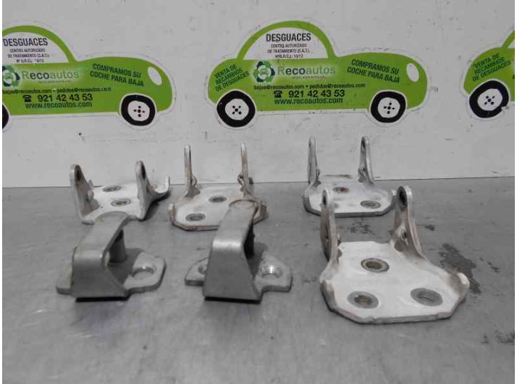 Recambio de bisagra puerta para ford transit caja cerrada ´06 2.2 tdci cat referencia OEM IAM 