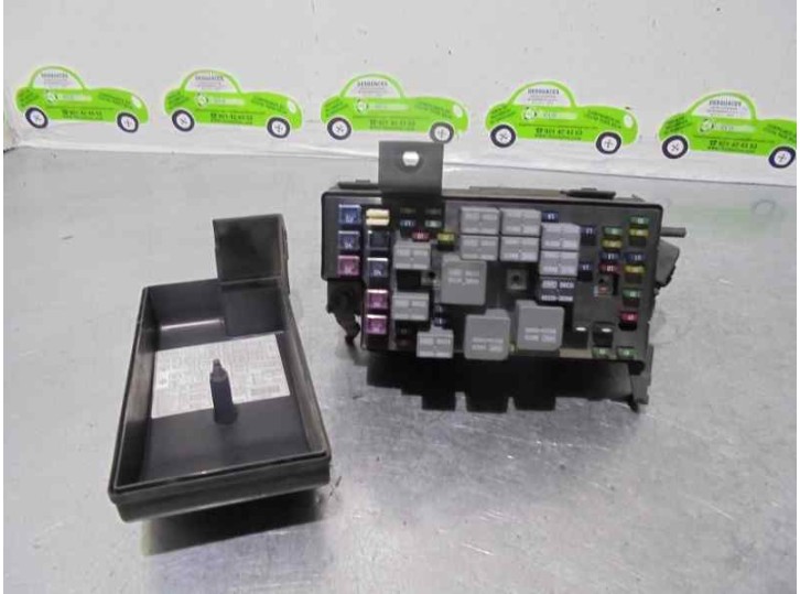 Recambio de caja reles / fusibles para hyundai sonata (y4) 2.0i 16v gls (2002) referencia OEM IAM 912203D300  