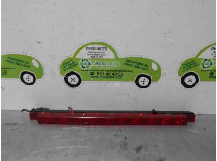 Recambio de luz central de freno para renault clio i fase i+ii (b/c57) 1.4 referencia OEM IAM 