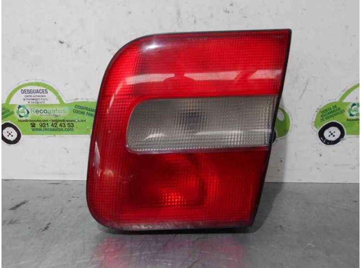 Recambio de piloto trasero derecho para volvo s70 berlina 2.5 cat referencia OEM IAM 9157009 9157009 DE PORTON