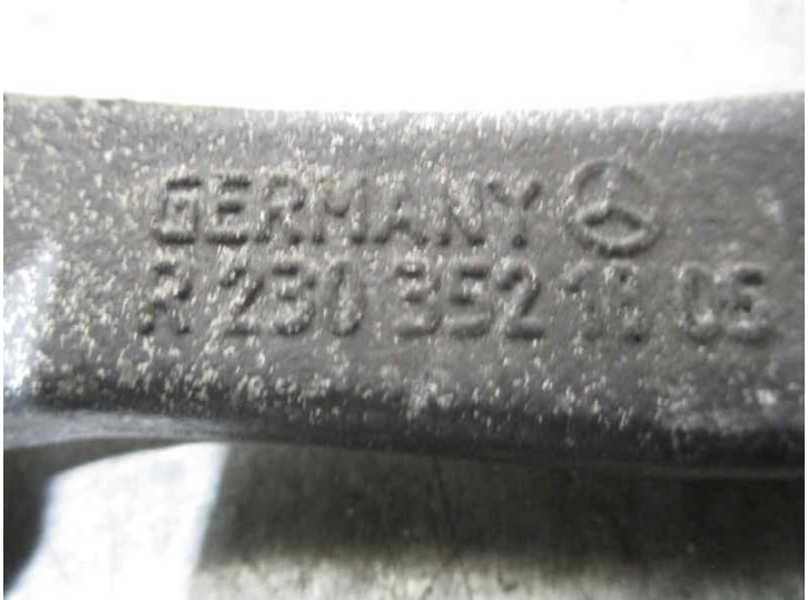 Recambio de brazo suspension superior trasero derecho para mercedes-benz clase e (w211) berlina 2.6 cat referencia OEM IAM 23035