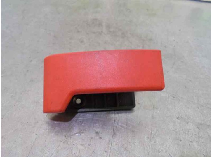 Recambio de maneta interior delantera izquierda para mercedes-benz clase e (w211) berlina 2.6 cat referencia OEM IAM CAJA 8 