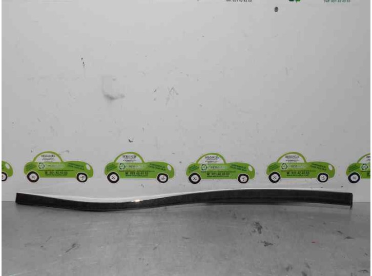 Recambio de molduras delanteras para mercedes-benz clase e (w211) berlina 2.6 cat referencia OEM IAM A2116300871 A2116300871 