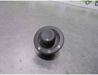 Recambio de mando retrovisor para renault clio ii fase ii (b/cb0) 1.5 dci diesel referencia OEM IAM 7700429992C  