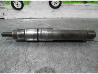 Recambio de inyector para renault kangoo (f/kc0) 1.9 dti diesel referencia OEM IAM 8200047509 0432193564 BOSCH