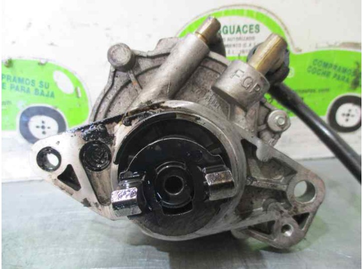 Recambio de depresor freno / bomba vacio para opel combo (corsa c) 1.3 16v cdti referencia OEM IAM 55193232 72902403B PIERBURG