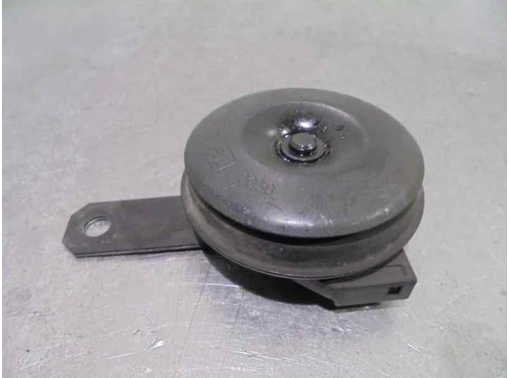 Recambio de claxon para toyota prius (nhw30) 1.8 16v cat (híbrido) referencia OEM IAM 