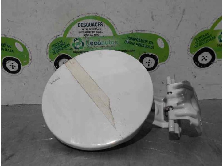 Replacement fuel filler flap for Toyota Prius (NHW30) 1.8 16V CAT (Hybrid) OEM IAM reference 