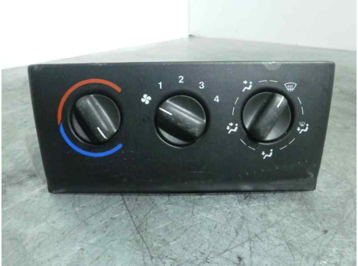 Recambio de mando calefaccion / aire acondicionado para opel vectra b berlina 2.0 dti referencia OEM IAM 90463845 86323 VALEO