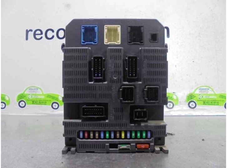 Recambio de caja reles / fusibles para peugeot 308 1.6 16v referencia OEM IAM 9663798180 2126549021007 