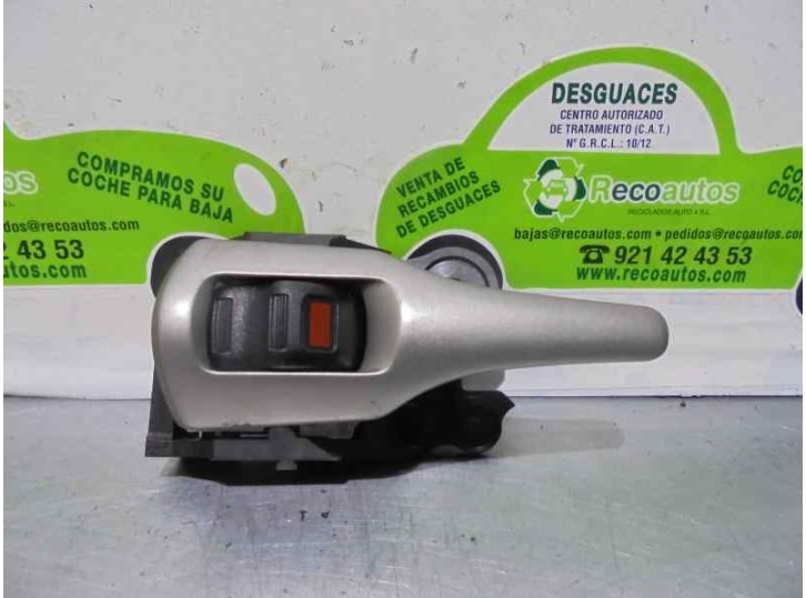 Recambio de maneta interior trasera derecha para toyota auris referencia OEM IAM CAJA 1 