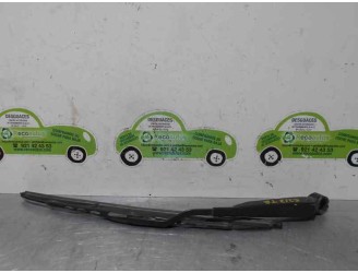 Recambio de brazo limpia trasero para chrysler voyager (rg) 2.4 cat referencia OEM IAM 