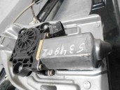Replacement front left window regulator for Mercedes-Benz C-Class (W203) saloon 2.7 CDI 20V CAT OEM IAM reference A2208204