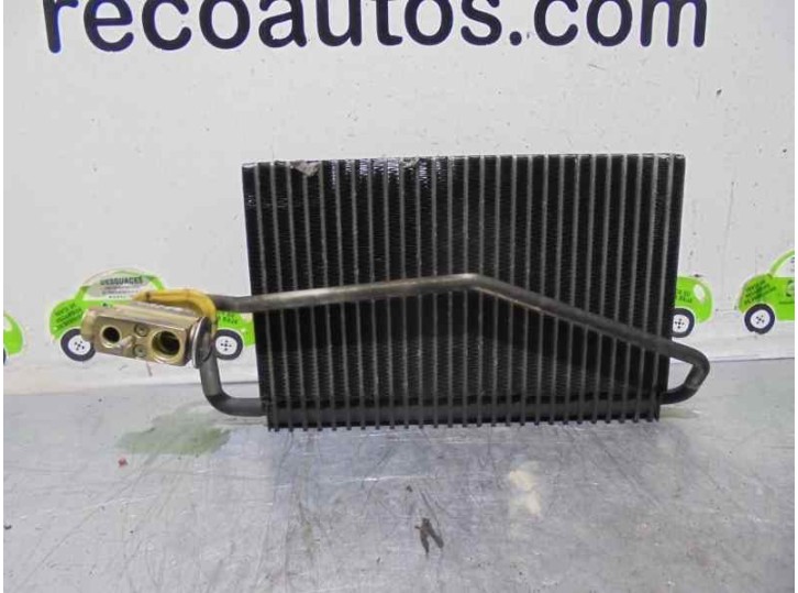 Recambio de evaporador aire acondicionado para mercedes-benz clase c (w203) berlina 2.7 cdi 20v cat referencia OEM IAM 63814 BE