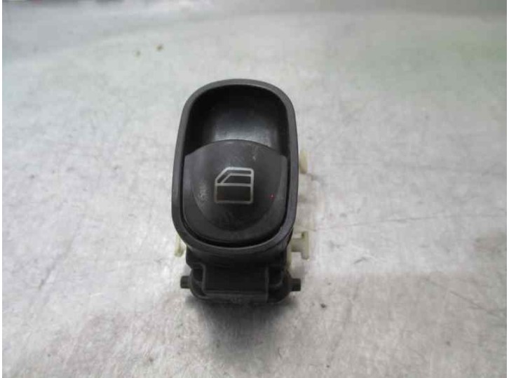 Recambio de mando elevalunas trasero derecho para mercedes-benz clase c (w203) berlina 2.7 cdi 20v cat referencia OEM IAM A20382