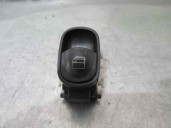 Recambio de mando elevalunas trasero derecho para mercedes-benz clase c (w203) berlina 2.7 cdi 20v cat referencia OEM IAM A20382