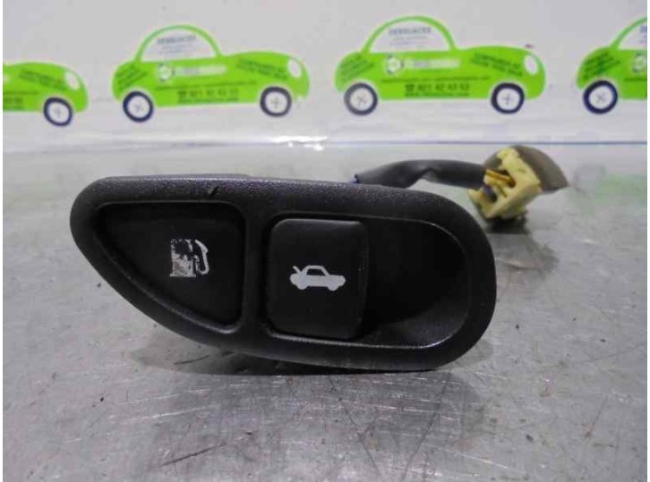 Recambio de mando para hyundai sonata (y4) 2.0i 16v gls (2002) referencia OEM IAM 935553D010 
