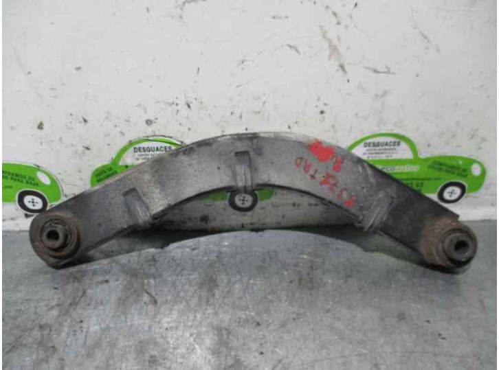 Recambio de brazo suspension superior trasero derecho para opel vectra c berlina 1.9 cdti referencia OEM IAM 
