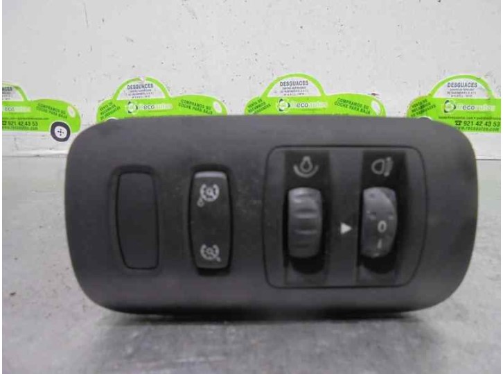 Recambio de mandos salpicadero para renault megane ii classic berlina 1.9 dci diesel referencia OEM IAM 08802012 DELPHI