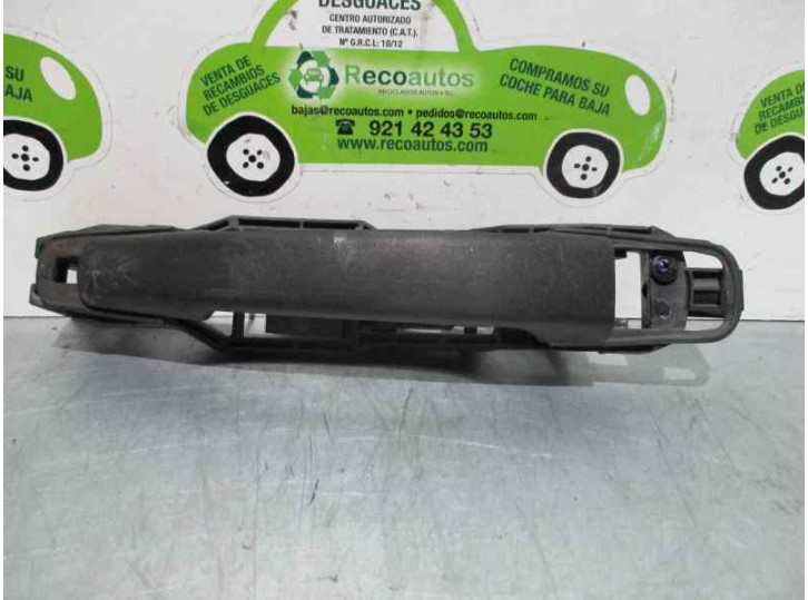 Replacement rear left exterior door handle for Mercedes-Benz M-Class (W163) 2.7 CDI 20V CAT OEM IAM reference CAJA 6 