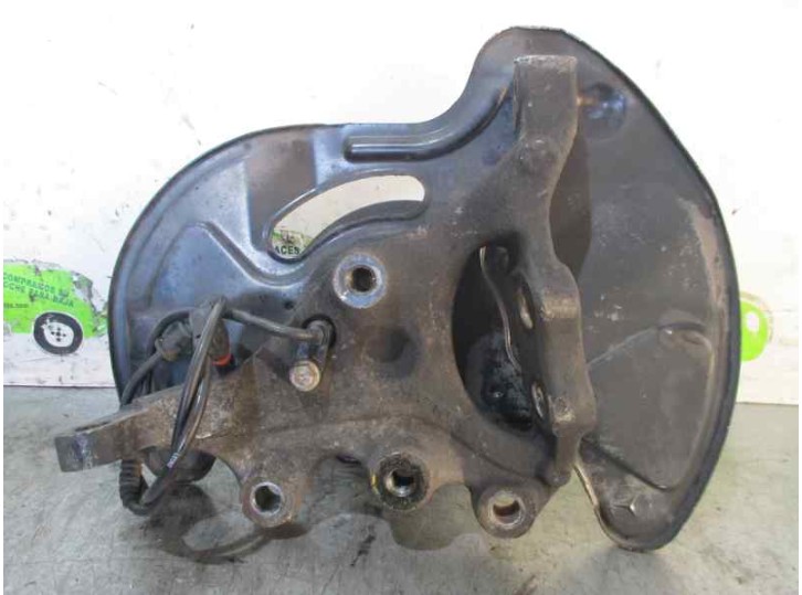 Recambio de mangueta delantera izquierda para mercedes-benz clase c (w203) familiar 2.7 cdi 20v cat referencia OEM IAM A20933200