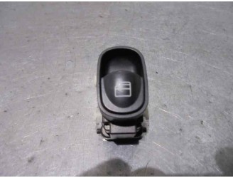 Recambio de mando elevalunas trasero derecho para mercedes-benz clase c (w203) familiar 2.7 cdi 20v cat referencia OEM IAM 5018