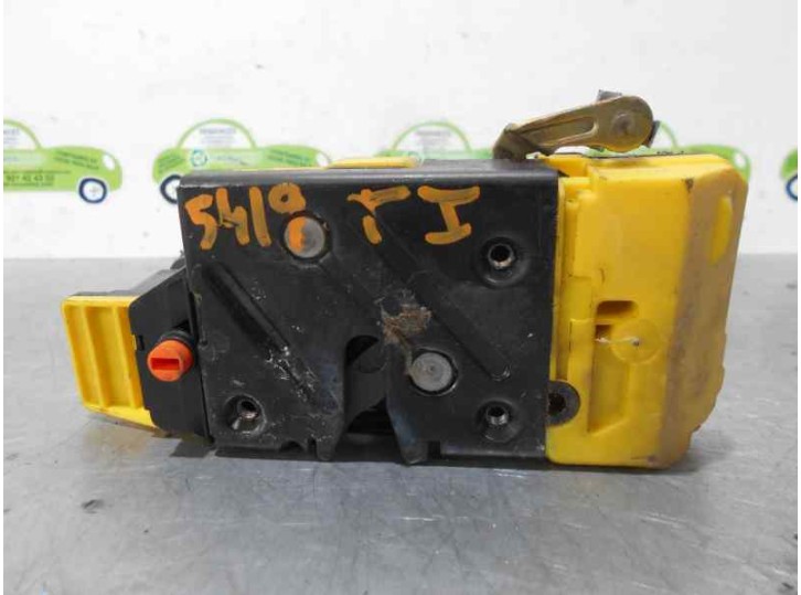 Replacement rear left door lock for Volvo S80 saloon 3.0 24v cat OEM IAM reference 8 PINS 4 DOORS