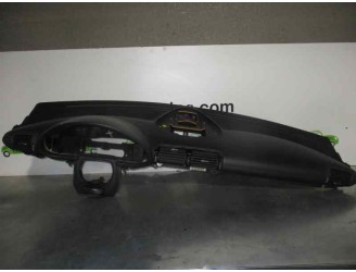 Recambio de salpicadero para mercedes-benz clase c (w203) familiar 2.7 cdi 20v cat referencia OEM IAM  NEGRO 