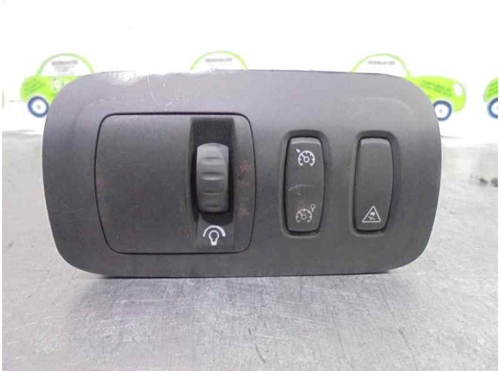 Recambio de botones salpicadero para renault megane ii berlina 3p 1.9 dci diesel referencia OEM IAM 08802014 DELPHI