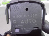 Recambio de botones salpicadero para renault megane ii berlina 3p 1.9 dci diesel referencia OEM IAM 08802014 DELPHI