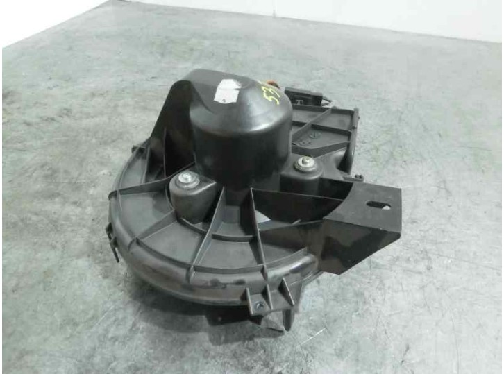 Recambio de motor calefaccion para opel combo (corsa c) 1.3 16v cdti referencia OEM IAM 006453T VALEO
